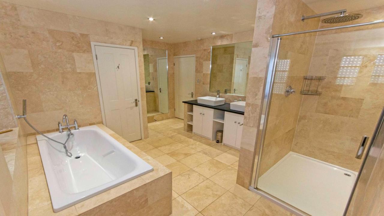 Crowborough Farm - Impressive & Sophisicated Home Surrounded By Unspoilt Countryside In Georgeham - Dog Friendly, Sleeps 14 Extérieur photo