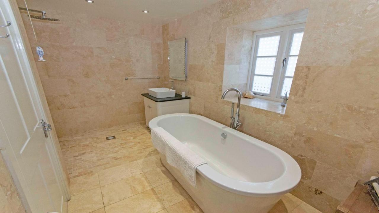 Crowborough Farm - Impressive & Sophisicated Home Surrounded By Unspoilt Countryside In Georgeham - Dog Friendly, Sleeps 14 Extérieur photo